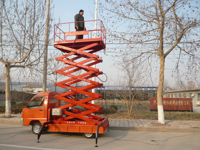 車載液壓升降機 車載液壓升降機